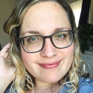 Meet your Posher, Niki